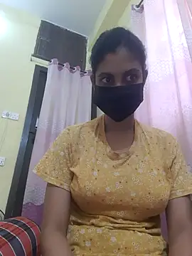 teen girl 07 online show from October 24, 2025, 4:11 am