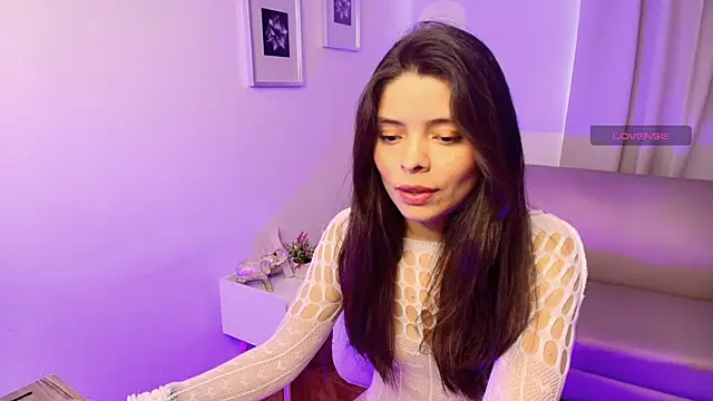 victoria stern online show from October 13, 2025, 2:07 pm