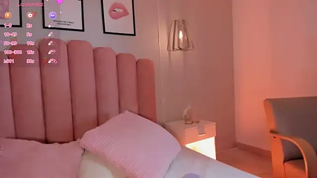 Snapshot of mara_swan_ chatting on January 12, 2026, 7:20 pm mara swan online show from January 12, 2026, 7:20 pm