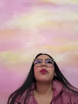 Snapshot of mara_swan_ chatting on February 14, 2026, 1:00 pm mara swan online show from February 14, 2026, 1:00 pm