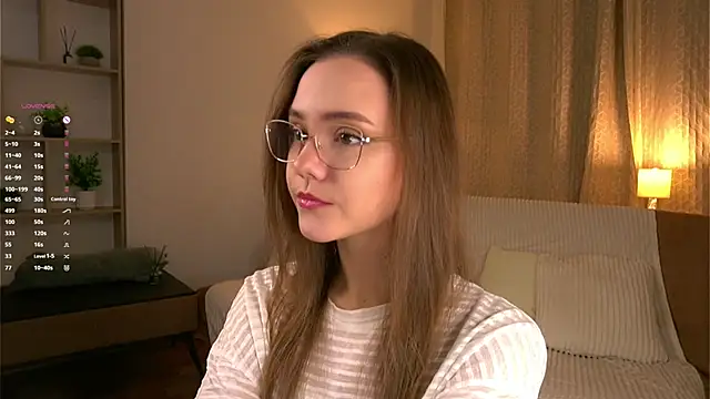 SweetSaraPie online show from March 13, 2026, 6:02 pm