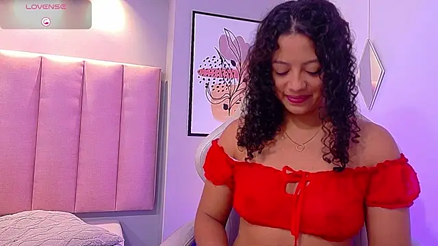 CamilaLevy online show from February 10, 2026, 12:37 pm