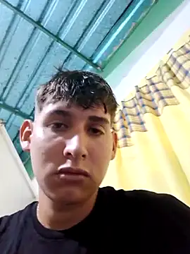 Snapshot of Luisneljc chatting on June 13, 2026, 11:08 am Luisneljc online show from June 13, 2026, 11:08 am