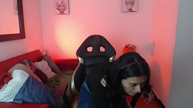 Andy Eagleton 20  online show from April 12, 2026, 3:54 am