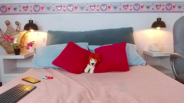 Suzy1  online show from January 6, 2026, 7:51 pm