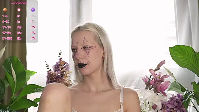 RanyThomson online show from October 18, 2025, 8:05 am