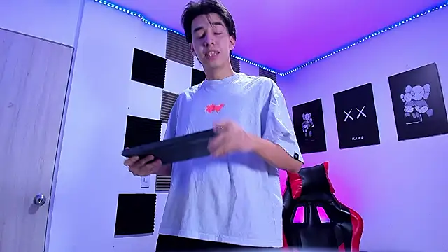 jeycobb online show from March 21, 2026, 1:18 am