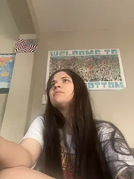 Snapshot of Jynx420friendly chatting on May 16, 2026, 10:20 pm Jynx420friendly online show from May 16, 2026, 10:20 pm
