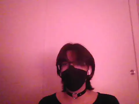 Sunny Pebble online show from October 17, 2025, 3:10 am