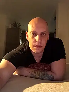 Kobradera1984 online show from March 4, 2026, 10:50 pm