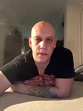 Kobradera1984 online show from March 6, 2026, 10:38 pm