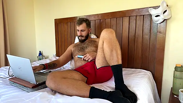 mrmaxiy online show from April 10, 2026, 4:52 am