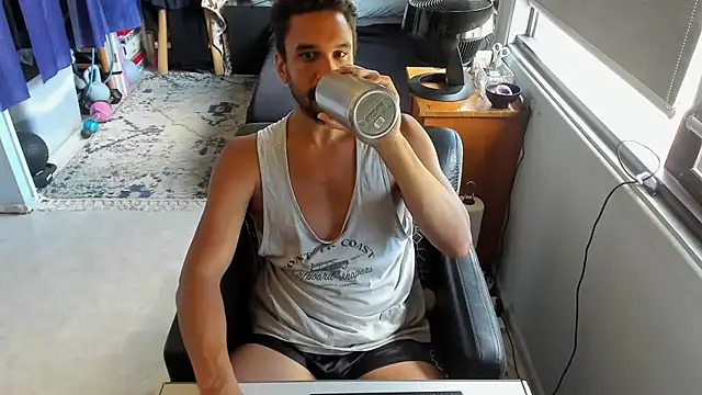 Snapshot of CassiusJohnson chatting on October 23, 2025, 4:11 am CassiusJohnson online show from October 23, 2025, 4:11 am