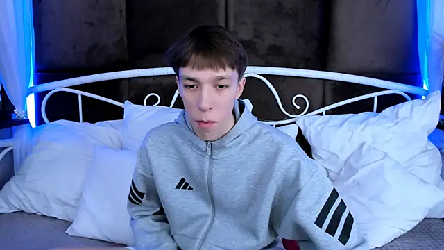 MarkBranston online show from November 23, 2025, 10:47 am