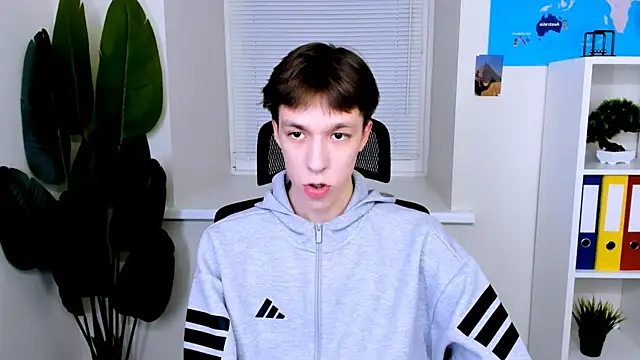 MarkBranston online show from December 5, 2025, 3:43 pm