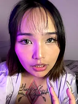 eee79bbb online show from November 29, 2025, 8:09 pm