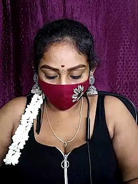 Snapshot of tamil_Monisha chatting on July 14, 2026, 6:14 pm tamil Monisha online show from July 14, 2026, 6:14 pm