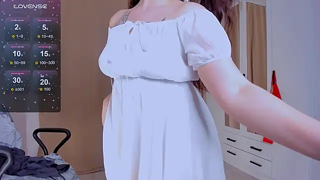 AmeliHallss online show from March 14, 2026, 4:24 pm