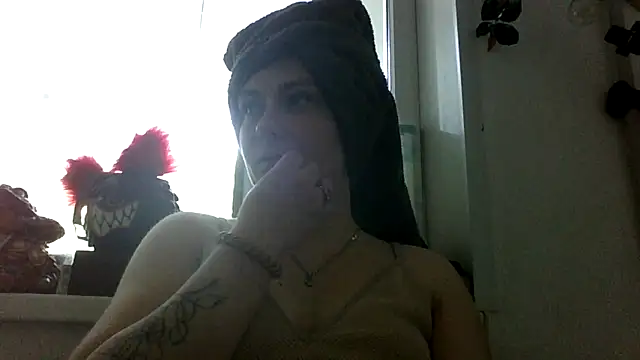 Twolatte1520 online show from May 23, 2026, 7:29 am