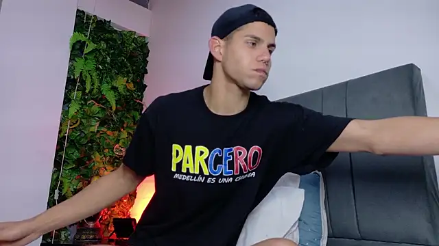 samirscott online show from March 19, 2026, 12:16 pm