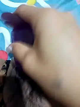 Seductress Malia online show from April 7, 2026, 12:23 am