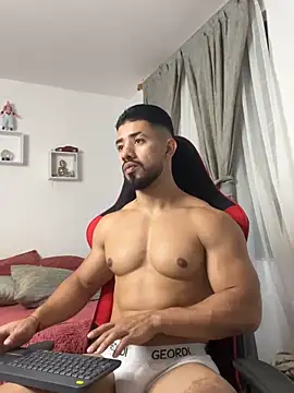 Snapshot of Ezzio_Scolaro chatting on February 3, 2026, 2:53 am Ezzio Scolaro online show from February 3, 2026, 2:53 am