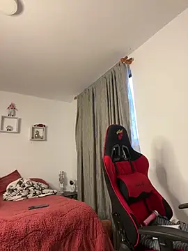 Snapshot of Ezzio_Scolaro chatting on February 6, 2026, 12:01 pm Ezzio Scolaro online show from February 6, 2026, 12:01 pm