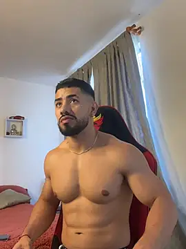 Snapshot of Ezzio_Scolaro chatting on January 17, 2026, 8:12 pm Ezzio Scolaro online show from January 17, 2026, 8:12 pm