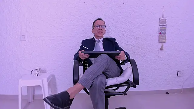 Snapshot of _axelking_ chatting on February 19, 2026, 11:40 am axelking online show from February 19, 2026, 11:40 am