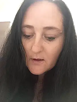 Bella 862 online show from November 12, 2025, 1:26 pm