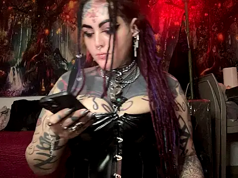 nyxvelon online show from December 16, 2025, 12:15 am