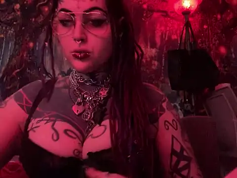 nyxvelon online show from November 14, 2025, 1:59 pm