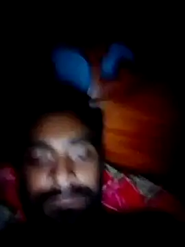 Snapshot of mfrboss1 chatting on October 17, 2025, 10:33 pm mfrboss1 online show from October 17, 2025, 10:33 pm