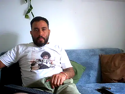 Domfetishx online show from October 5, 2025, 6:09 pm