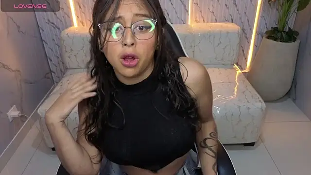 milky tx online show from October 21, 2025, 3:28 am