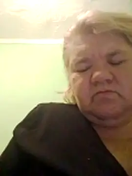 LusiyaGold5 online show from November 26, 2025, 9:48 pm