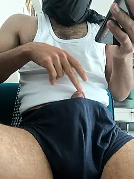 Snapshot of Sert_erkek21_ysm chatting on October 19, 2025, 8:39 am Sert erkek21 ysm online show from October 19, 2025, 8:39 am