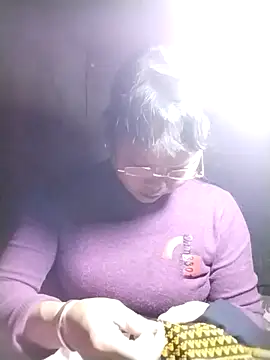 sumaybae online show from November 4, 2025, 1:37 pm