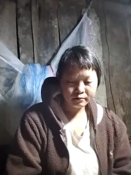 sumaybae online show from December 4, 2025, 8:19 pm