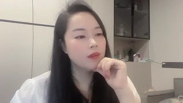 zhiqiu- online show from October 20, 2025, 5:13 pm