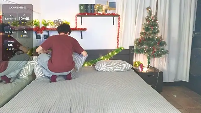 Cute Mike online show from December 17, 2025, 1:10 am