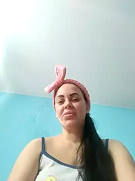 Stefaniyaxq online show from November 14, 2025, 10:52 am