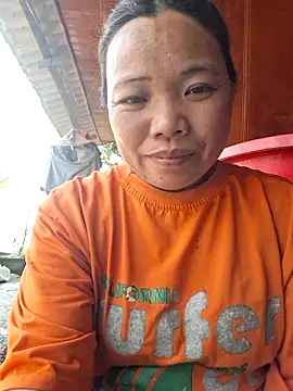 miomio-12 online show from April 13, 2026, 3:54 am