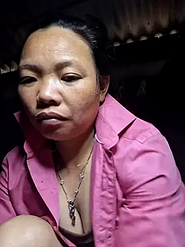 Snapshot of miomio-12 chatting on May 20, 2026, 5:04 am miomio-12 online show from May 20, 2026, 5:04 am