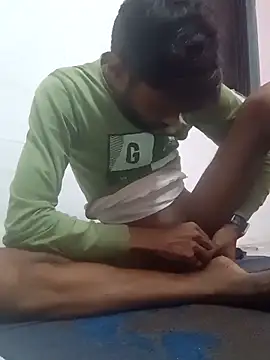 shohrab hot online show from December 14, 2025, 6:57 pm