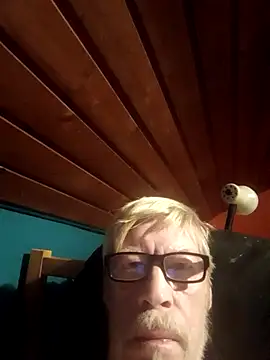 ImperlPerverso59 online show from November 4, 2025, 8:12 pm