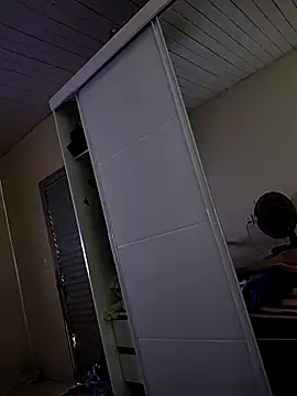 Snapshot of IncomingEssence478 chatting on November 30, 2025, 11:00 am IncomingEssence478 online show from November 30, 2025, 11:00 am