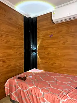 Snapshot of Eva_Feller69 chatting on November 13, 2025, 3:21 am Eva Feller69 online show from November 13, 2025, 3:21 am