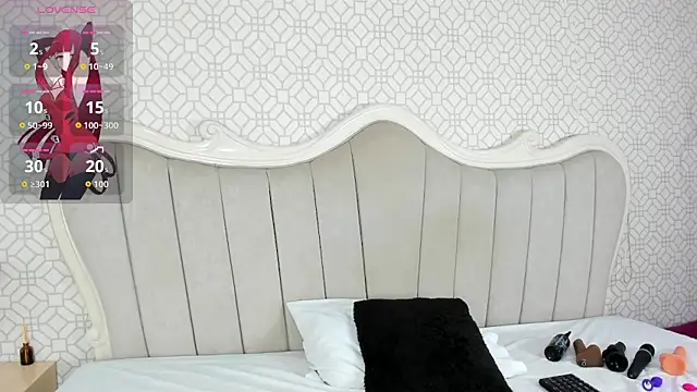 Snapshot of MarcelaCortes chatting on February 13, 2026, 9:37 pm MarcelaCortes online show from February 13, 2026, 9:37 pm