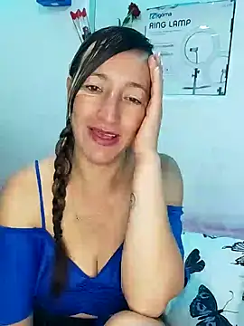 Keila10 online show from October 23, 2025, 2:16 pm